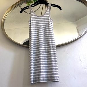 Vince Gray and White striped tank top size Medium